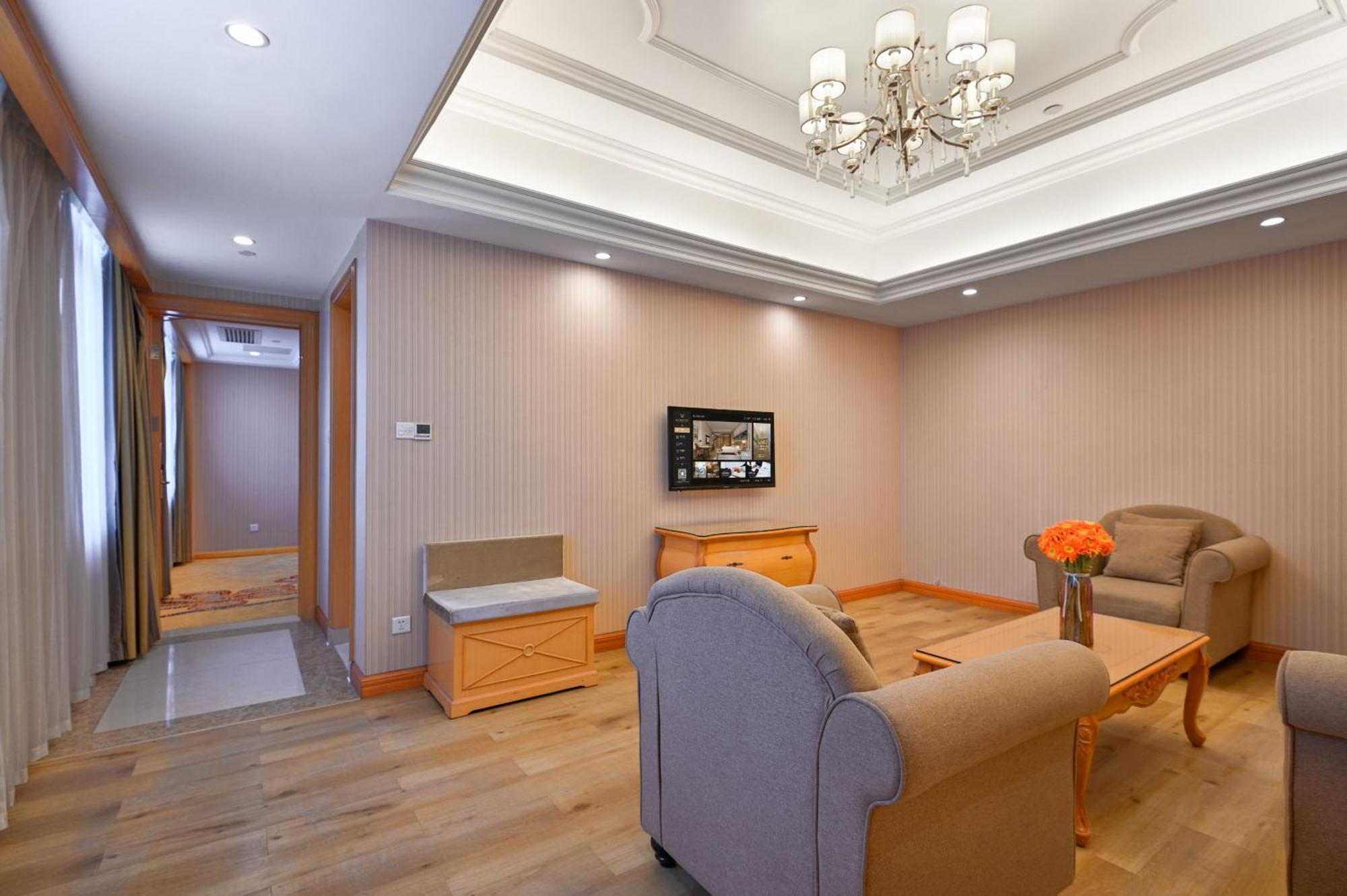 Vienna International Hotel Guangzhou Baiyun International Conference Center Ngoại thất bức ảnh