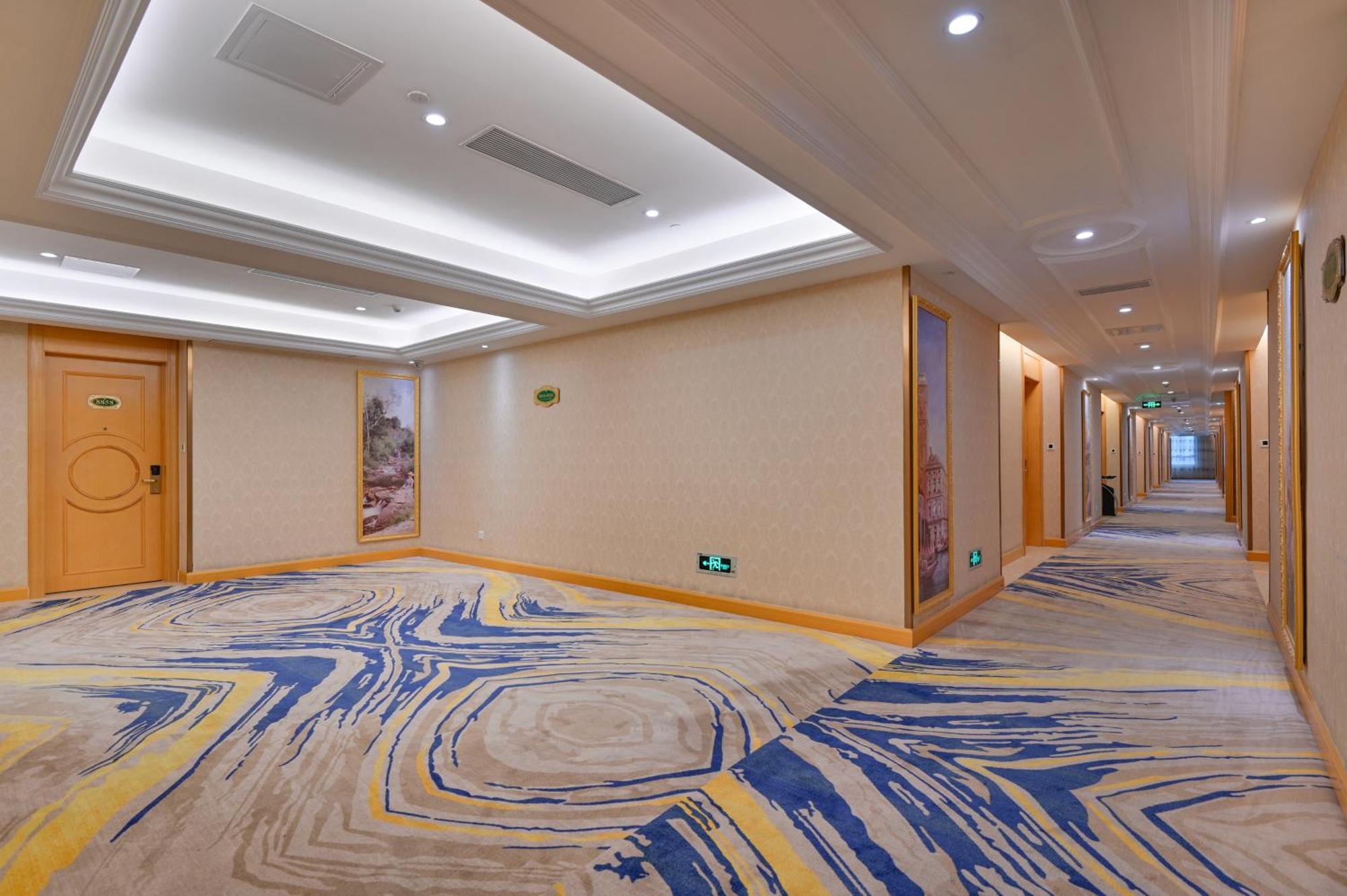 Vienna International Hotel Guangzhou Baiyun International Conference Center Ngoại thất bức ảnh